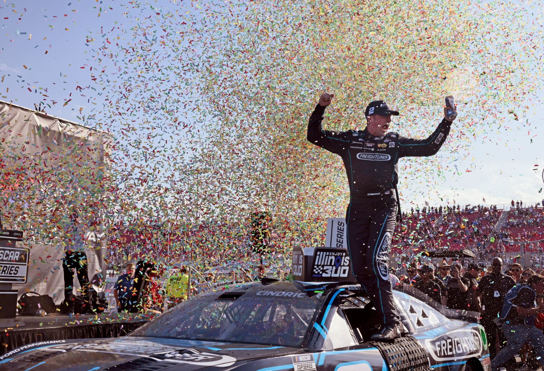 Austin Cindric wins Enjoy Illinois 300 after passing teammate who ran out of gas